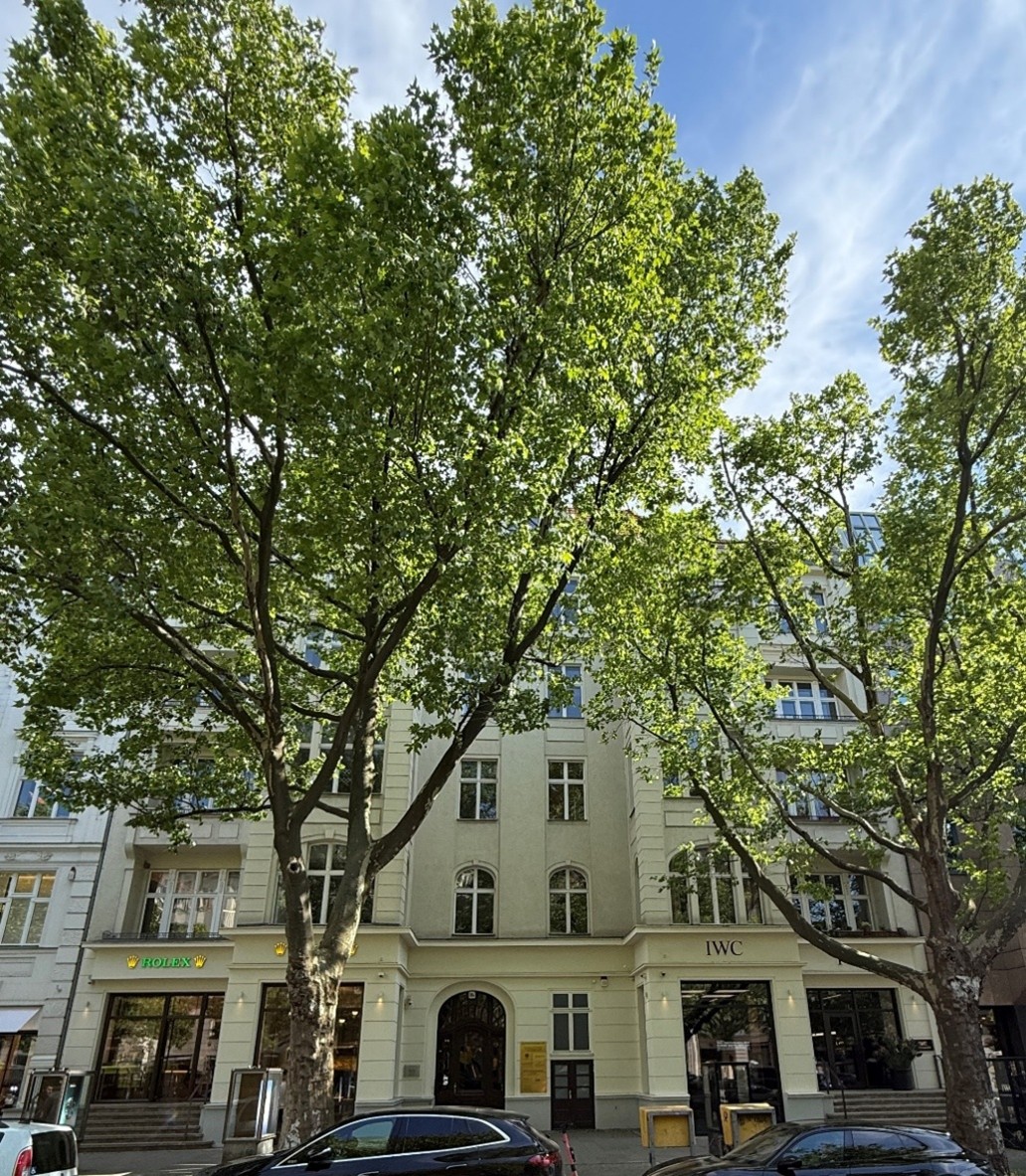 Geb&auml;udeansicht am Kurf&uuml;rstendamm 184 in Berlin